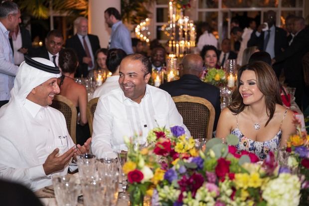 Samuel Pereyra, Noelia García de Pereyra y Ahmed Al Khateeb.