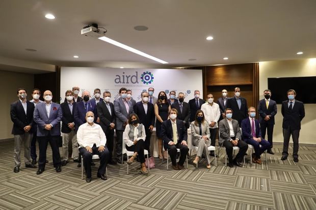 AIRD elige nueva Directiva Nacional para el perí­odo 2021-2022.