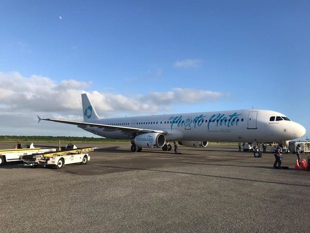 La nueva línea aérea dominicana, Sky Cana, recibe su primer avión Airbus A321.