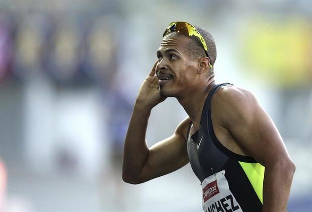En la imagen un registro del exatleta dominicano Félix Sánchez, doble campeón olímpico en los 400 metros vallas.