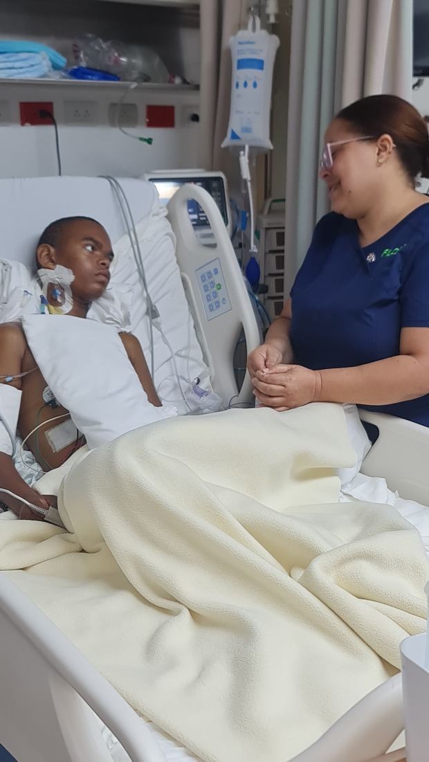16 cirugías y más de 30 evaluaciones marcan el éxito de la jornada médica en Santo Domingo