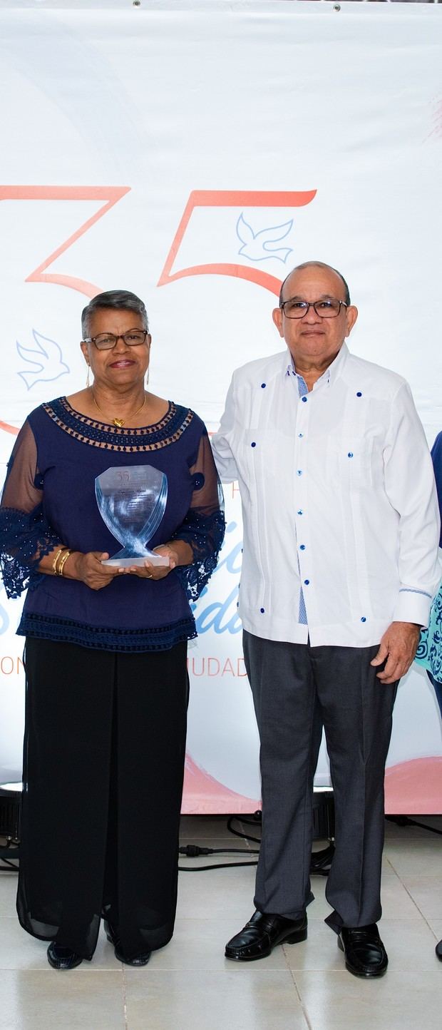 Esquivania Ureña y Juan Castillo.