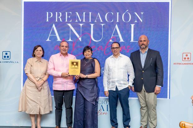 Georgia Anne Reid, José Rafael Gómez y Yoselin Taveraz, Franklin Pla, Eduardo Felix.