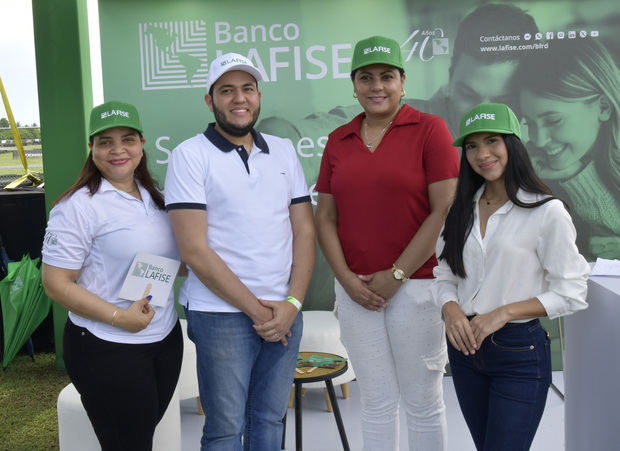Yamaris Alcantara, Joelvis Diaz, Sobeida Rodriguez y Andrea Schauca.