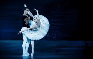 Ballet Nacional de Ucrania presenta “El Lago de los Cisnes”