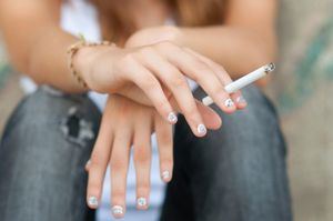 La OMS alerta: 40 millones de adolescentes entre 13 y 15 años consumen tabaco