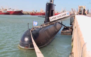 Buscan a 950 metros de profundidad submarino argentino perdido hace 18 días