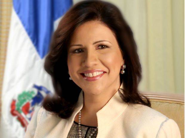 Vicepresidenta almorzará con damas de Santiago en ocasión Día de las Madres