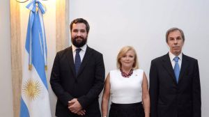 Embajada de Argentina celebra D&#237;a Nacional