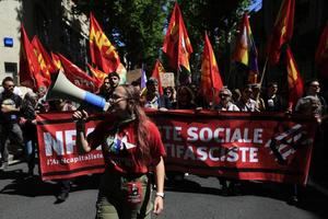 Opacados por la guerra comercial, los trabajadores europeos reclaman su sitio en el Primero de Mayo
