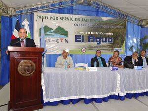 Medio Ambiente, CORAASAN y EGEHID pagan a campesinos por servicios ambientales h&#237;dricos