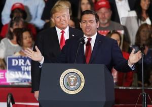 DeSantis y Trump, de una relación paternal a posibles rivales