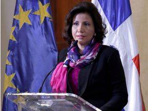 Margarita Cedeño aboga por políticas de protección a migrantes dominicanos que retornan al país