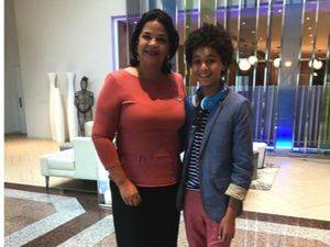 El niño actor Jaden Michael pisa suelo dominicano