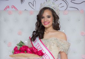 Representante de RD de Miss Teen Mundial viaja a El Salvador