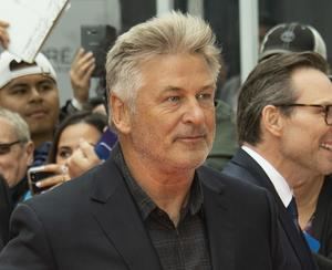 Alec Baldwin mata accidentalmente a una mujer durante un rodaje