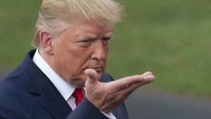 Trump se enfrenta a una nueva demanda por presunta violación a una periodista hace 30 años