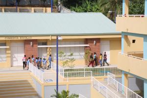 Medina inaugura escuela primaria en Los Alcarrizos