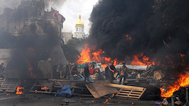 Rusia inicia la guerra: entra de madrugada en territorio ucraniano y llegan las primeras explosiones.