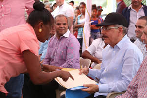 Visita Sorpresa de Danilo a Vicente Noble reactivará actividades agrícolas de más de 450 productores