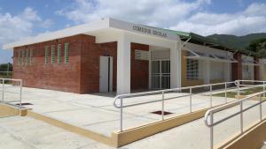 Medina inaugura liceo de 23 aulas en San José de Ocoa