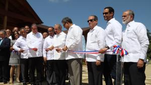 Presidente Danilo Medina asiste a inauguraci&#243;n Hotel Carmen en Jarabacoa