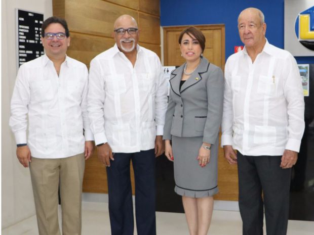 Gustavo Zuluaga, Francisco Melo, María Viñas y Freddy Reyes