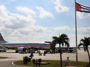 EEUU aplica las medidas de Trump para dificultar viajes y negocios con Cuba