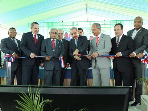 Danilo Medina encabeza el acto inaugural de la modernización del Centro de Control de Energía (CCE).