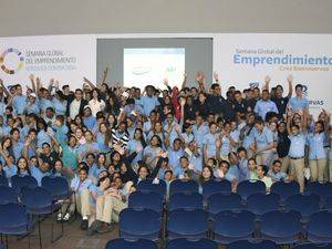 RD​ fomenta emprendimiento mediante evento simultáneo en 160 países