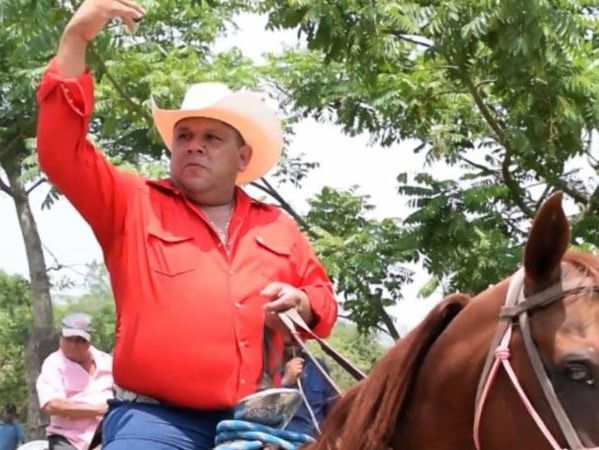 Santana Cruz Bahena hubiese sido el alcalde de Hidalgotitlán para el periodo 2018-2022.