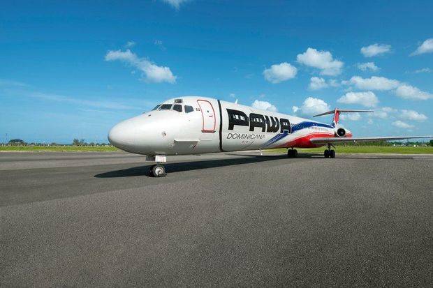 La aerolínea PAWA Dominicana.