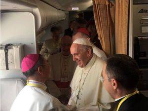 El Papa Francisco ya está en Myanmar y da inicio a su viaje apostólico