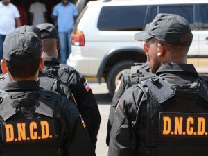 Ponen a disposición Ministerio Público a cinco miembros DNCD por irregularidades