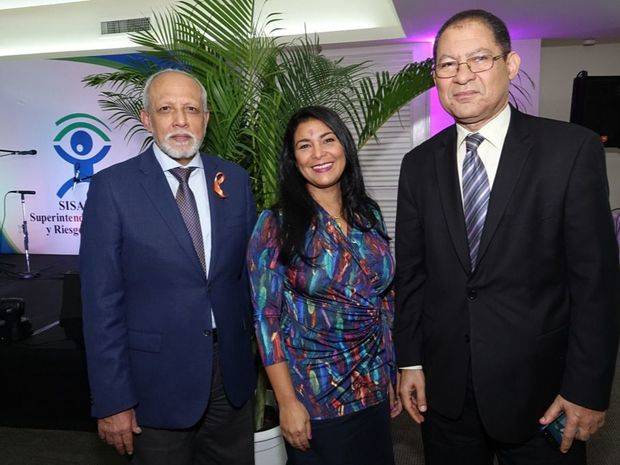 Pedro Luis Castellanos, Patricia Solano y Luis Vergés.