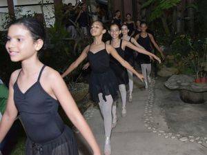 Presentación de niñas del Ballet Clásico Santiago extensión Puerto Plata.