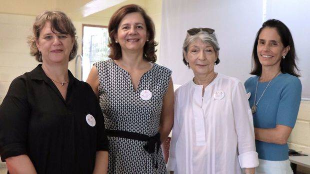 Florence Hecquet, Suad de Gómez, Elisabeth de Puig, Nelia Barletta. 