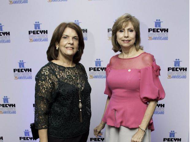 Zoraida Pimentel,  y Arabelva Madera