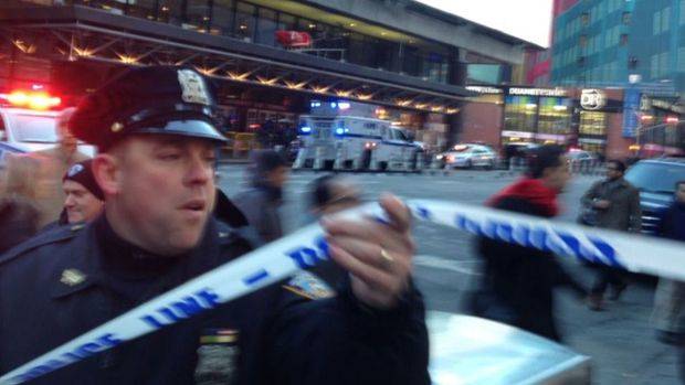 Confirman explosión cerca de Times Square en Nueva York.