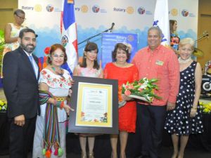 El Club Rotario Santo Domingo Bella Vista realiza tarde de té