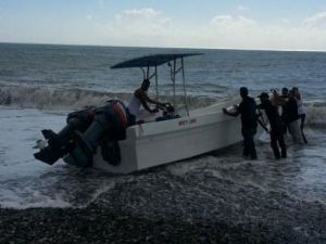 Armada continúa búsqueda 12 personas viajaban ilegalmente por mar a Puerto Rico