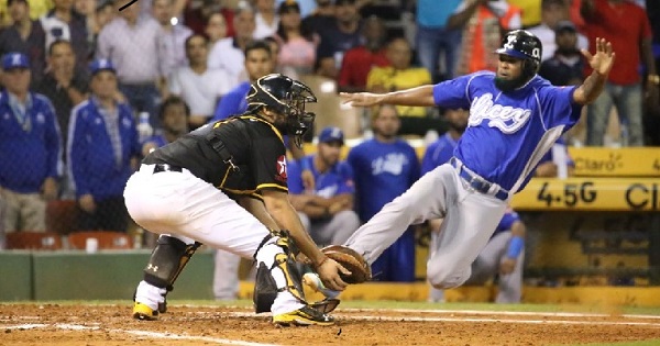 Acciones del partido de Gigantes y Licey