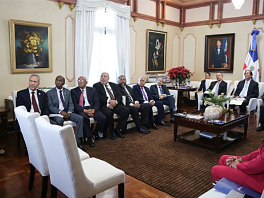 Varias instituciones se reunieron con presidente Danilo Medina para dialogar sobre los avances y logros en el sector Educación.