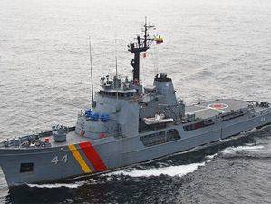 Un buque de la Armada colombiana se hunde en el Pacífico