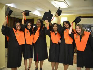 La Universidad Católica Santo Domingo graduó a 497 nuevos profesionales