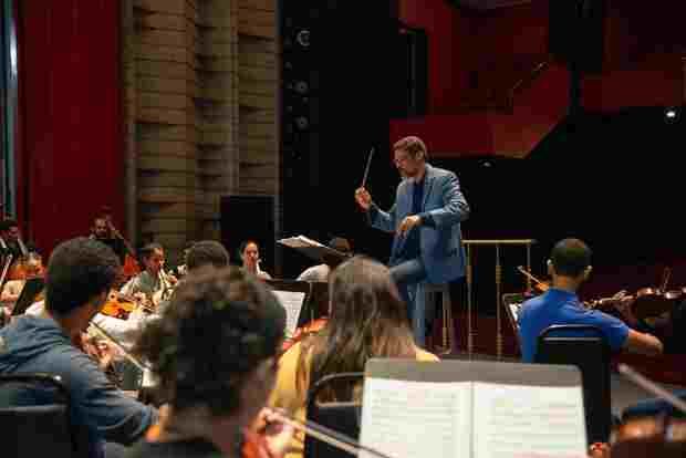 Presentación de la orquesta Sinfónica Juvenil en la bella ciudad de Lübeck en Alemania.
