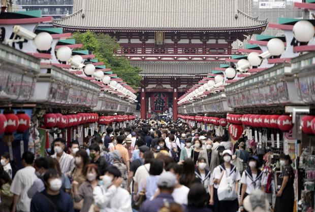 Japón se reabre formalmente al turismo tras más de dos años de pandemia