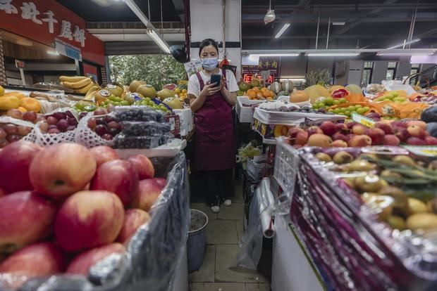 La subida de los precios añade incertidumbre a la alimentación en el mundo.