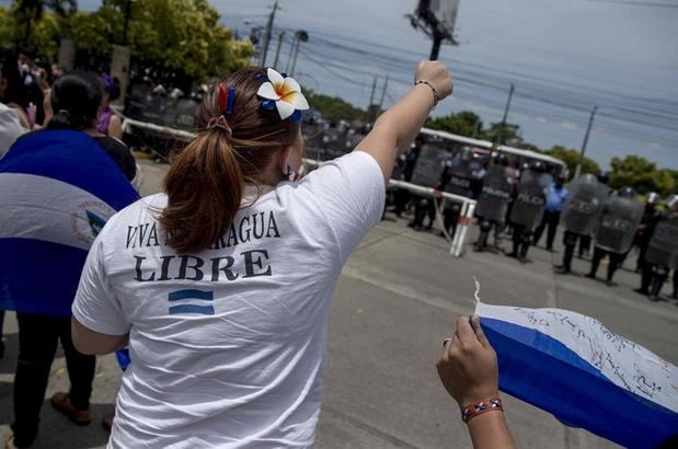 El Consejo Político de la Unidad Nacional recordó que en dos años han sido asesinadas al menos 328 por razones políticas, pero que la cifra podría superar las 700 si se incluyen los crímenes cometidos por 'policías y paramilitares' contra opositores en los últimos 20 meses, especialmente en zonas rurales, como la del campesino asesinado en Río San Juan (sureste).