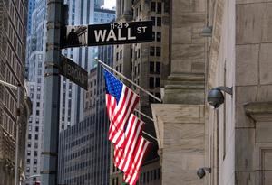 Wall Street cierra en rojo y el Dow pierde un 0, 56 % en una jornada muy vólatil